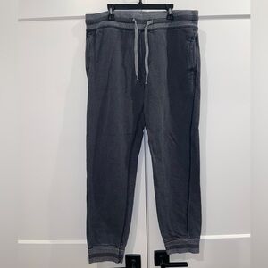 Men’s Gray Jogger Sweatpants from American Eagle Size Medium